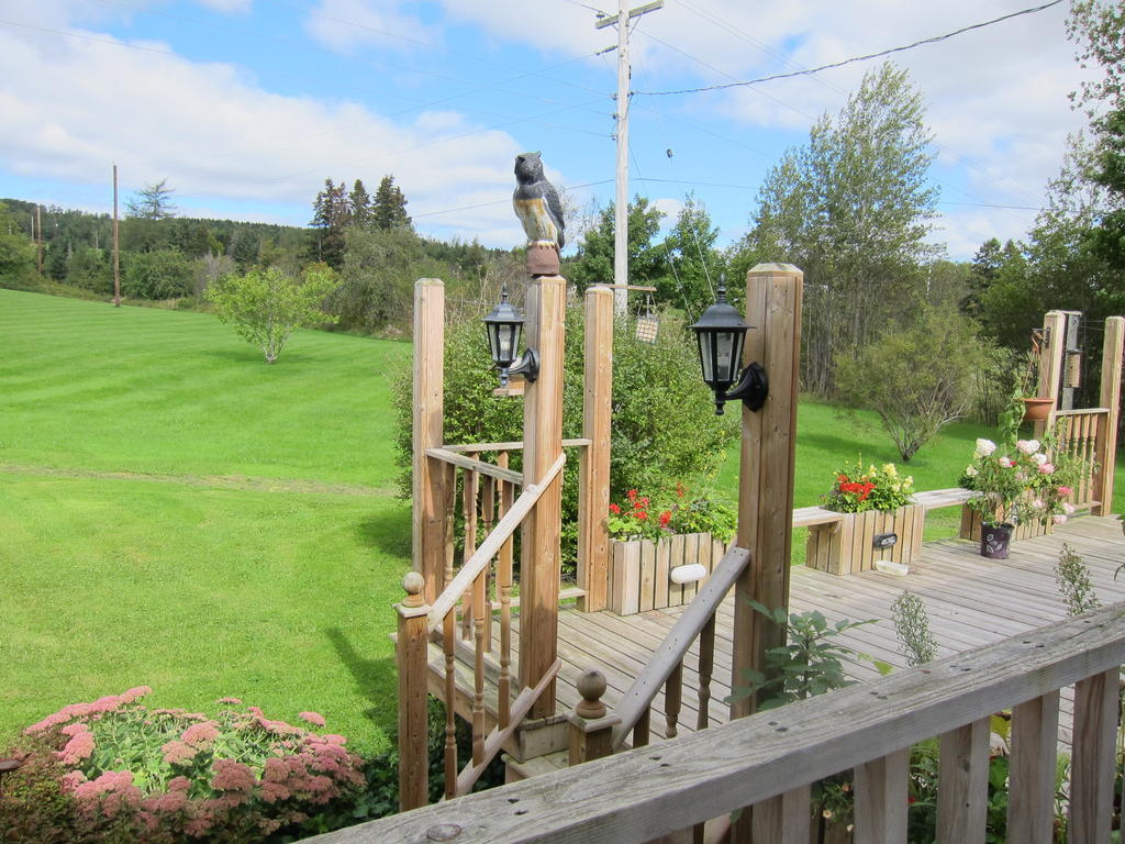 Auld Farm Inn B&B Baddeck Exterior photo