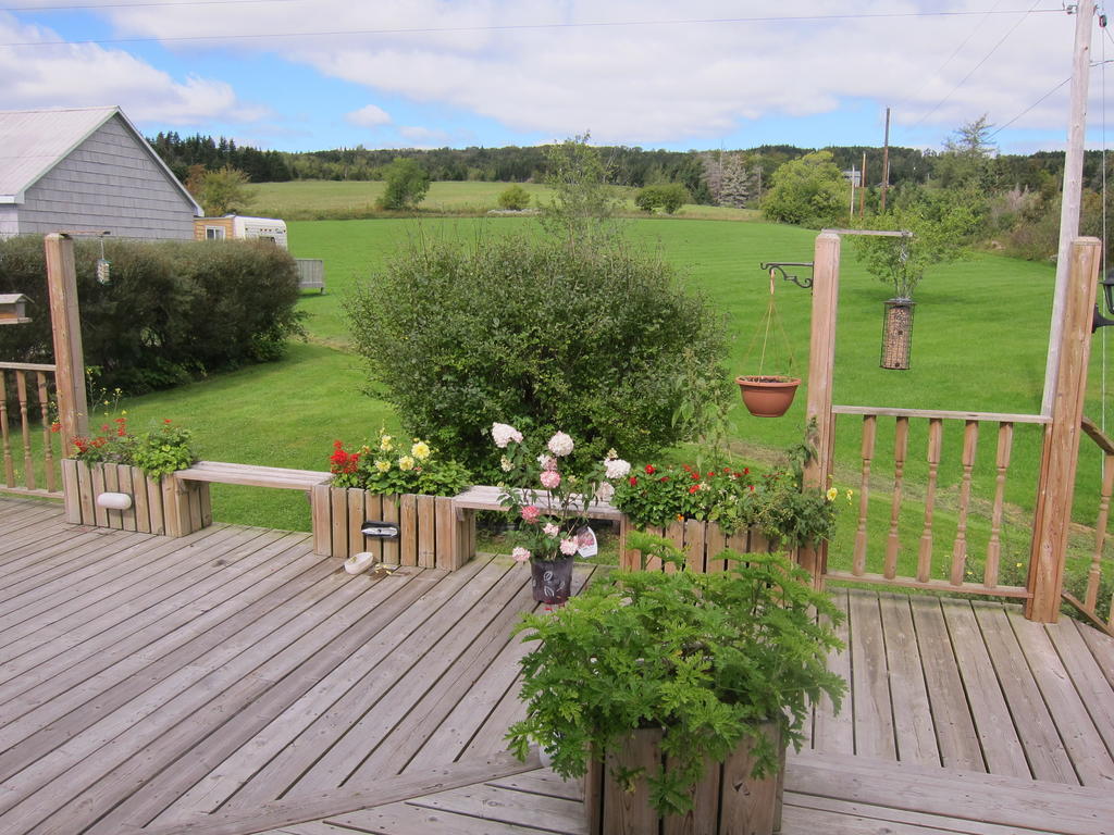 Auld Farm Inn B&B Baddeck Exterior photo