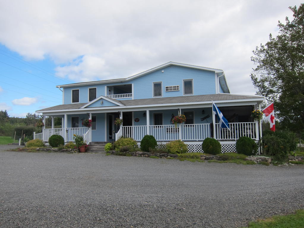 Auld Farm Inn B&B Baddeck Exterior photo